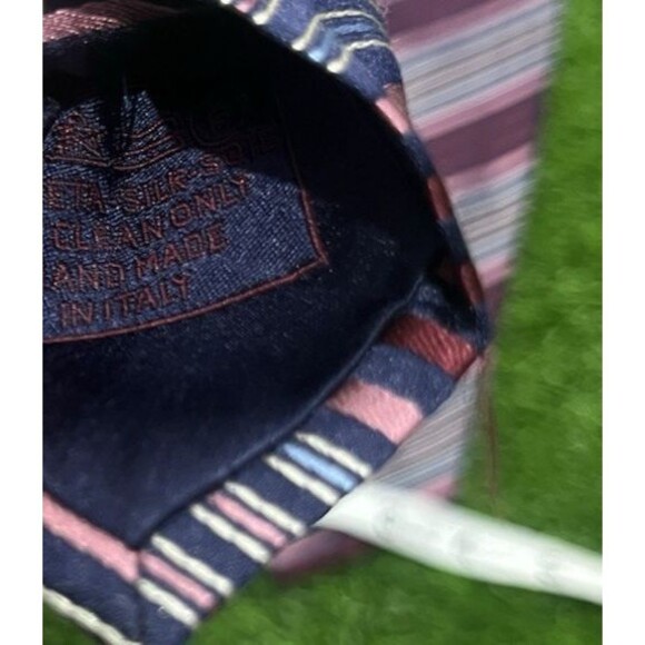 Brioni Tie Hand Made Stripe Silk Mens Luxury Neck Tie 3.5 X 60 - Picture 9 of 10